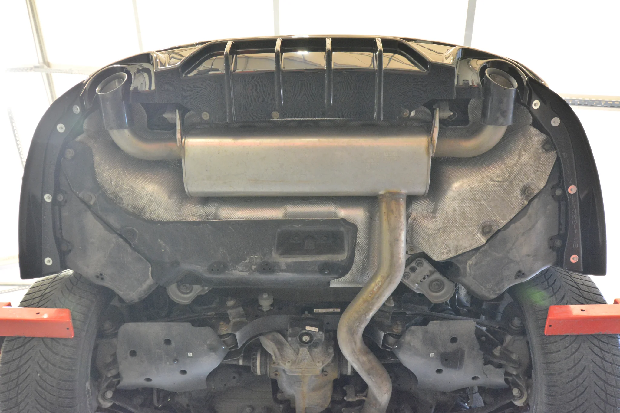 Montagebild Heckdiffusor BMW 4er G22 / G23 M-Paket