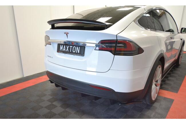 Maxton Design Heckdiffusor für Tesla Model X...