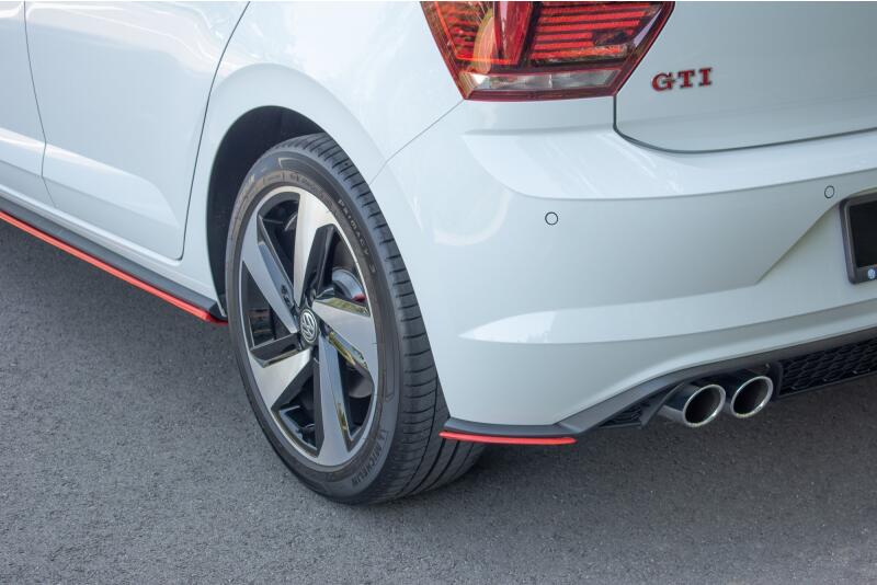 Maxton Design Diffusor Flaps für VW Polo 6 GTI Hochglanz schwarz