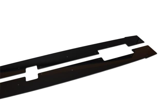 Maxton Design Street Pro Seitenschweller (Paar) V.2 für Ford Fiesta ST / ST-Line Mk8 Hochglanz schwarz