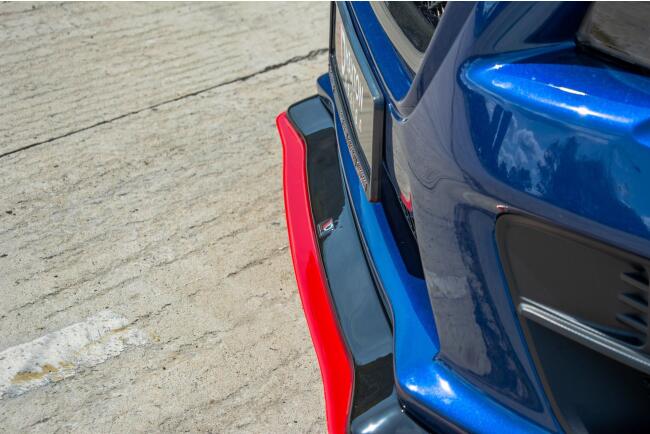Maxton Design Frontlippe V.3 für Subaru Impreza WRX STI 2014-2021 Hochglanz schwarz + roter Streifen