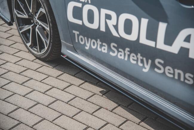 Maxton Design Seitenschweller (Paar) für Toyota Corolla XII E210 Limo Hochglanz schwarz