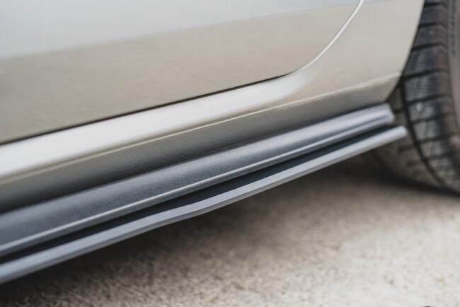 Maxton Design Street Pro Seitenschweller (Paar) für VW Golf 7 GTI / GTD matt schwarz