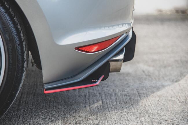 Maxton Design Street Pro Diffusor Flaps V.1 für VW Golf 7 GTI / GTD matt schwarz