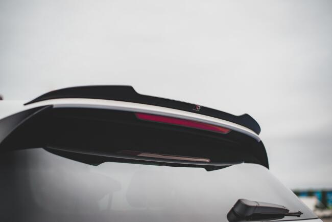 Maxton Design Heckspoiler Lippe V.1 für VW Golf 8 GTI / GTD und R (nicht performance) Hochglanz schwarz