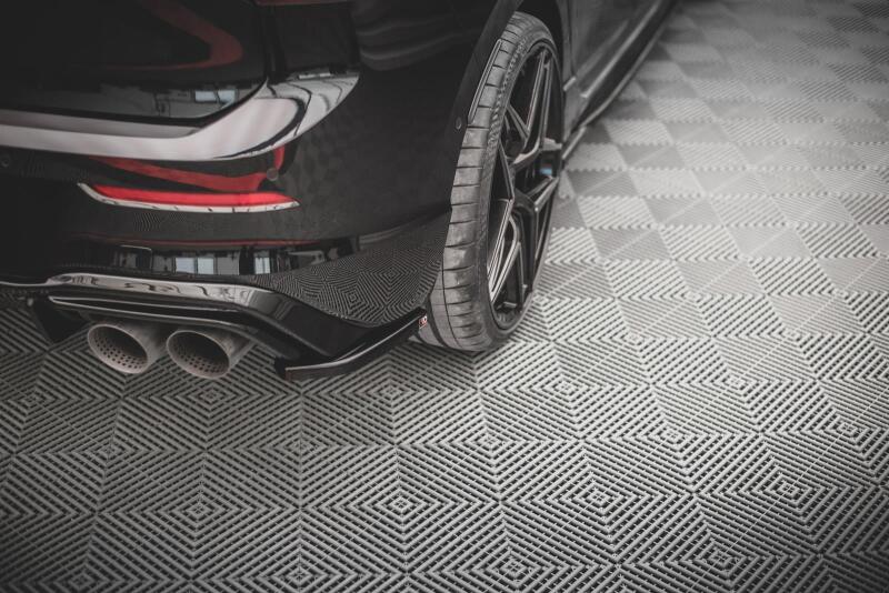 Maxton Design Diffusor Flaps V.4 für VW Golf 8 R Carbon Look