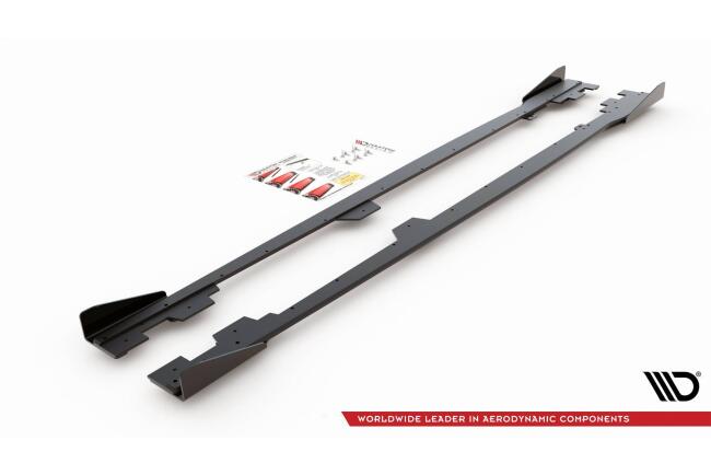 Maxton Design Street Pro Seitenschweller (Paar) für BMW 1er F21 M135i / M140i / M Paket matt schwarz mit Hochglanz Flaps