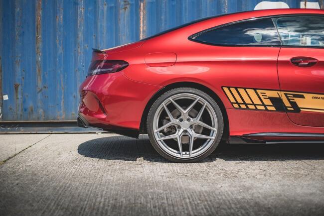 Maxton Design Street Pro Diffusor Flaps für Mercedes C43 AMG C205 Coupe matt schwarz mit Hochglanz Flaps