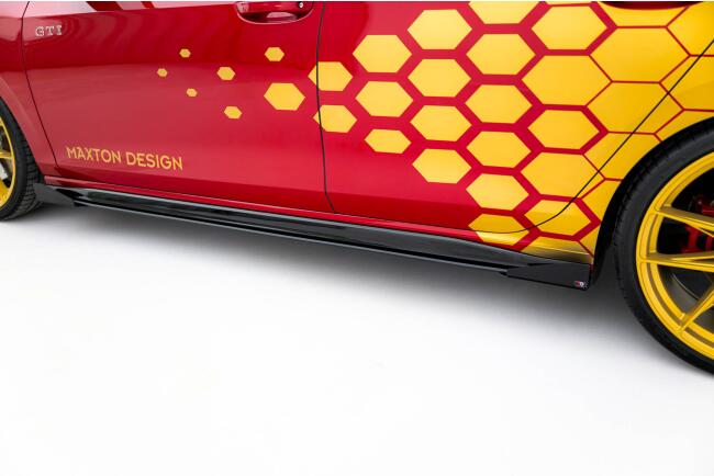 Maxton Design Street Pro Schweller Flaps für VW Golf 8 GTI / Clubsport / GTD / R-Line Hochglanz schwarz