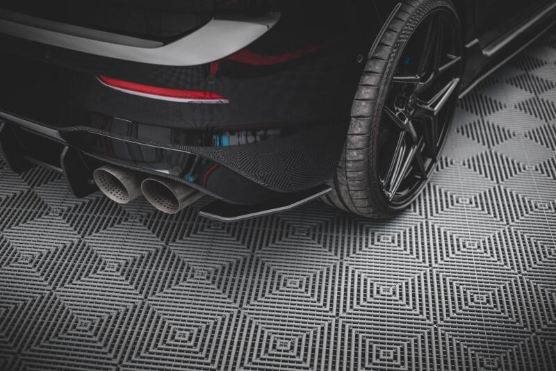 Maxton Design Street Pro Diffusor Flaps für VW Golf 8 R matt schwarz