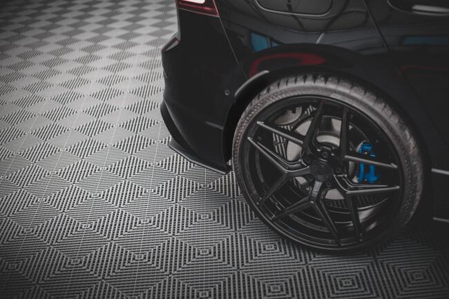 Maxton Design Racing Diffusor Flaps für VW Golf 8 R matt schwarz