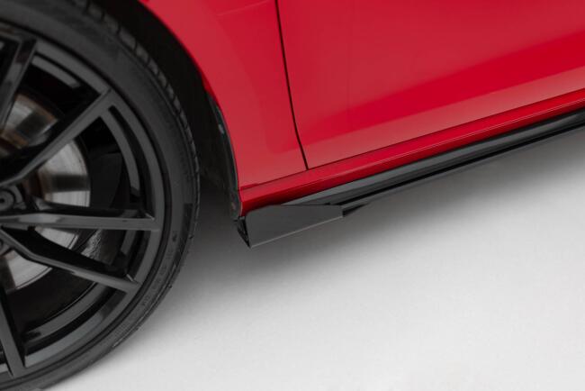 Maxton Design Street Pro Schweller Flaps für VW Golf...
