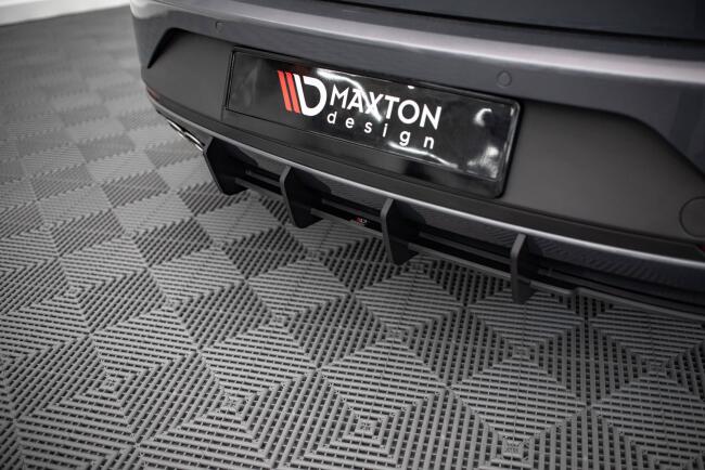 Maxton Design Street Pro Heckdiffusor für Seat Leon FR Sportstourer Mk3 Schwarz-Rot