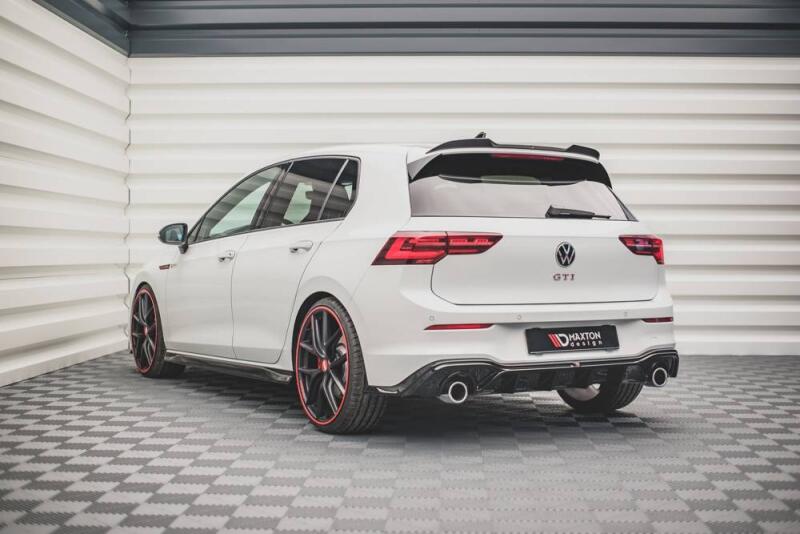 Sportauspuff und Maxton Heckdiffusor V.2 für VW Golf 8 R-Line Endrohre 2x100mm scharfkantig