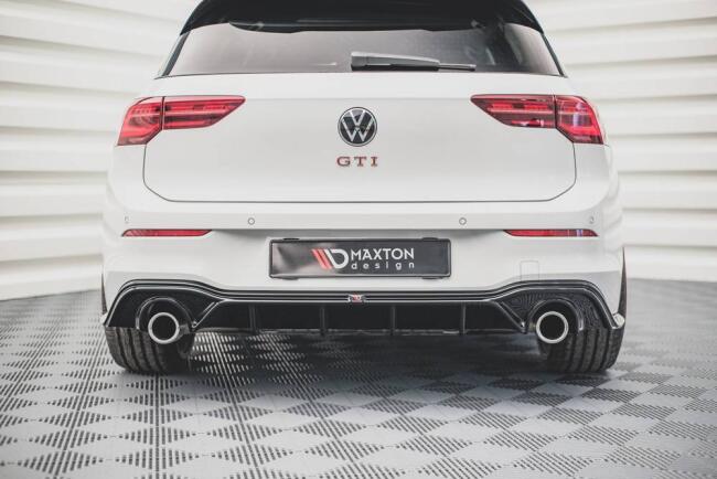 Sportauspuff und Maxton Heckdiffusor V.2 für VW Golf 8 R-Line Endrohre 2x100mm scharfkantig