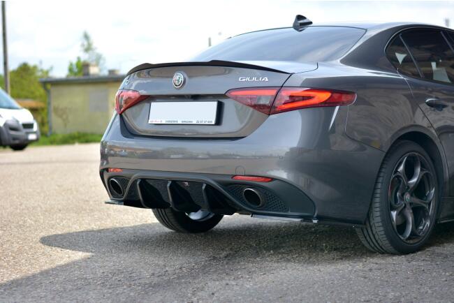 Maxton Design Heckspoiler Lippe für Alfa Romeo Giulia Veloce Hochglanz schwarz
