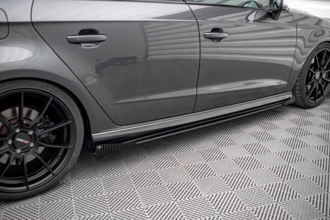 Maxton Design Street Pro Schweller Flaps Audi S3 Sportback 8V Facelift Hochglanz schwarz