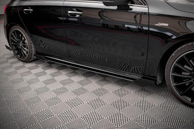 Maxton Design Street Pro Seitenschweller (Paar) für Mercedes A35 AMG / AMG-Line W177 schwarz rot mit Hochglanz Flaps
