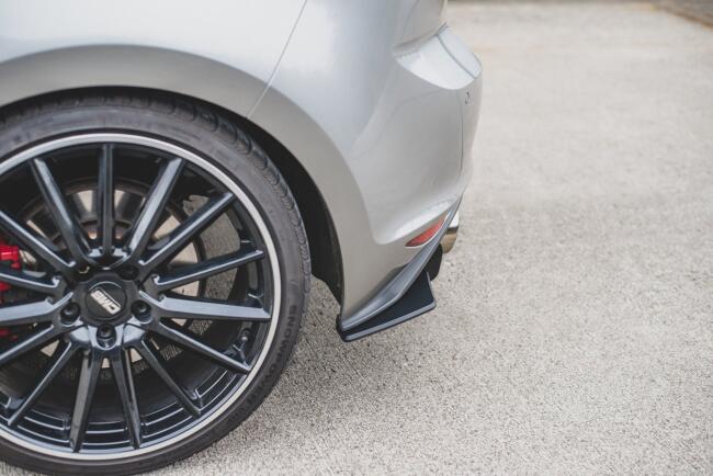 Maxton Design Street Pro Diffusor Flaps V.1 für VW Golf 7 GTI / GTD