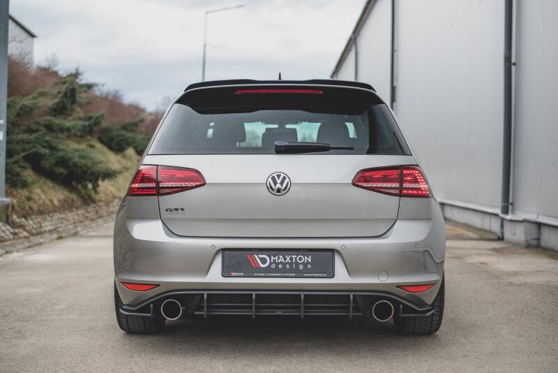 Maxton Design Street Pro Diffusor Flaps für VW Golf 7 GTI schwarz mit roten Streifen