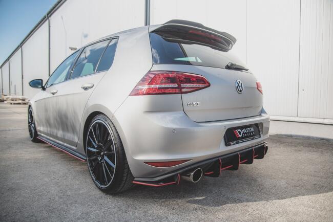 Maxton Design Street Pro Diffusor Flaps für VW Golf 7 GTI schwarz mit roten Streifen