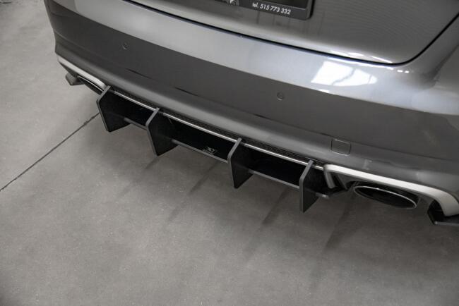 Maxton Design Street Pro Heckdiffusor V.4 für Audi RS3 8V Sportback