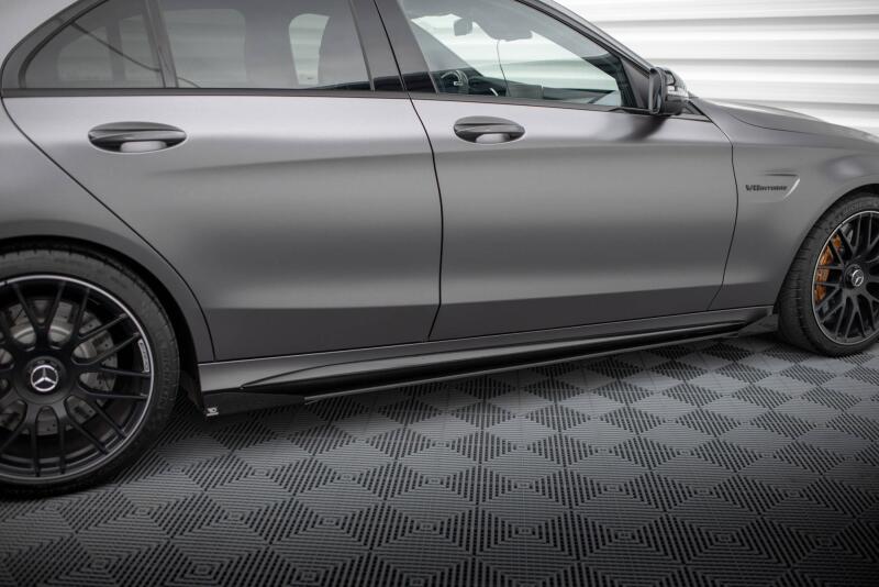 Maxton Design Street Pro Seitenschweller-Flaps für Mercedes C63 Limousine / Kombi W205 Facelift Hochglanz schwarz