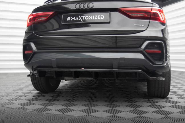Maxton Design mittlerer Heckdiffusor DTM Look für Audi Q3 Sportback F3 schwarz Hochglanz