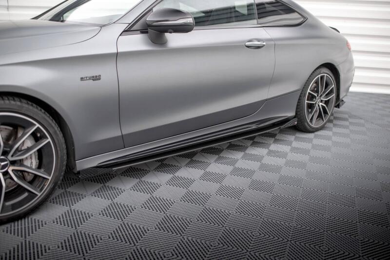 Maxton Design Street Pro Seitenschweller für Mercedes-AMG C43 Coupe C205 Facelift Schwarz mit Hochglanz Flaps