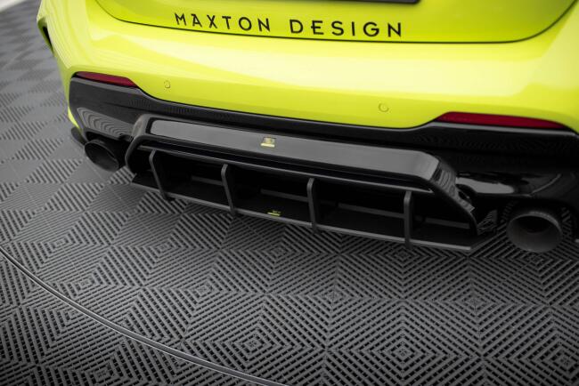 Maxton Design Street Pro Heckdiffusor V.2 für BMW 1er F40 M-Paket / M135i schwarz mit roten Streifen