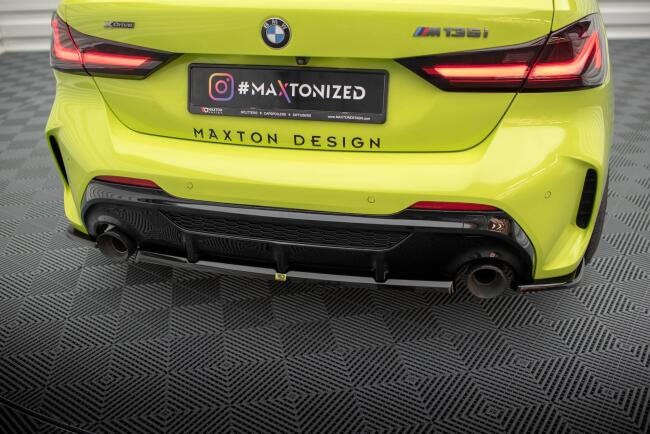 Maxton Design Mittlerer Heckdiffusor V.2 für BMW M135i F40 schwarz Hochglanz