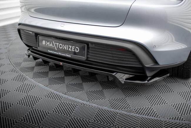 Maxton Design mittlerer Heckdiffusor für Porsche Taycan / Taycan 4 / Taycan 4S / Taycan GTS Mk1 schwarz Hochglanz
