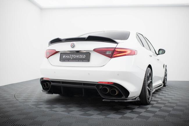 Maxton Design Diffusor Flaps für Alfa Romeo Giulia Quadrifoglio Hochglanz schwarz