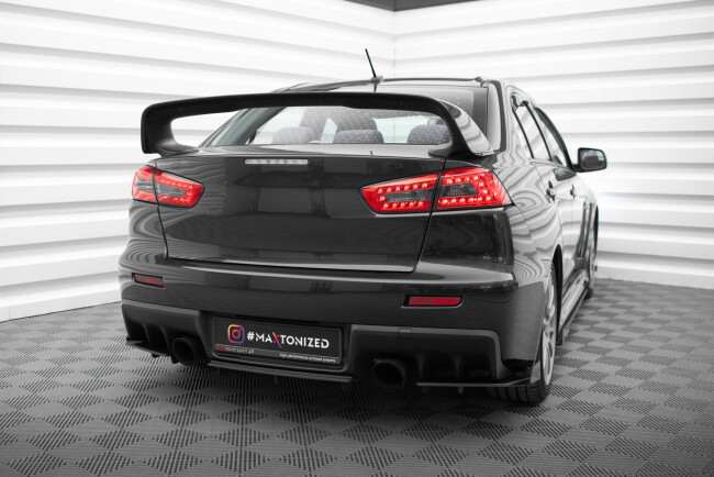 Maxton Design Street Pro Diffusor Flaps für Mitsubishi Lancer EVO X schwarz mit Hochglanz Flaps