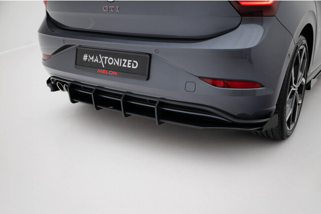 Maxton Design Street Pro Heckdiffusor für VW Polo GTI Mk6 Facelift schwarz-rot mit Hochglanz schwarzen Flaps