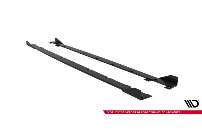 Maxton Design Street Pro Seitenschweller (Paar) mit Flaps für BMW M135i F70 rot mit schwarzen Hochglanz Flaps