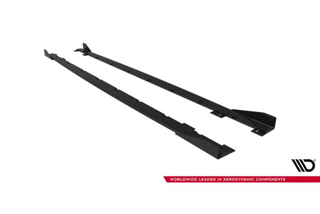 Maxton Design Street Pro Seitenschweller (Paar) mit Flaps für BMW M135i F70 rot mit schwarzen Hochglanz Flaps