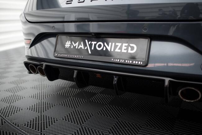 Maxton Design Heckdiffusor für Cupra Leon ST Mk1 schwarz Hochglanz (Passend für Fahrzeuge mit Anhängerkupplung) Hochglanz schwarz