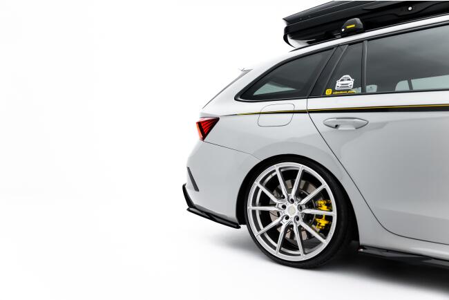 Maxton Design Diffusor Flaps V.7 für Skoda Octavia RS Liftback / Combi Mk4 / Mk4 Facelift Hochglanz schwarz