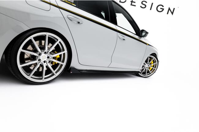 Maxton Design Seitenschweller (Paar) V.2 für Skoda Octavia RS Liftback / Combi Mk4 / Mk4 Facelift Hochglanz schwarz