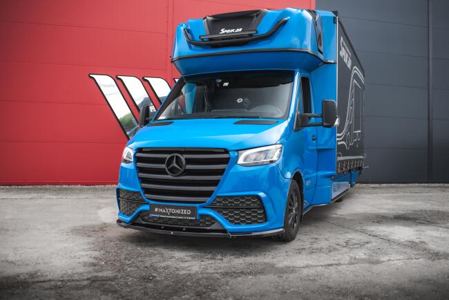 Maxton Design Frontlippe mit Flaps für Mercedes Sprinter Mk3 Hochglanz schwarz