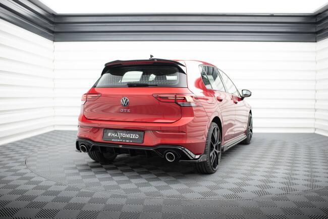 Maxton Design Diffusor Flaps V.2 mit Flaps für VW Golf 8 GTI / GTE Hochglanz schwarz