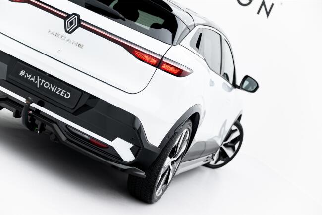 Maxton Design Heckdiffusor für Renault Megane E-Tech...