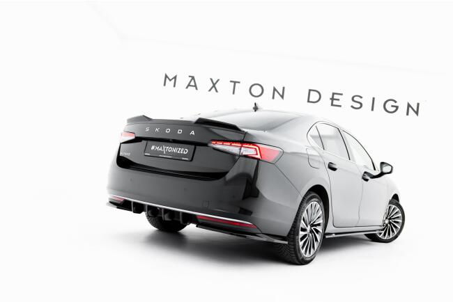 Maxton Design Heckdiffusor für Skoda Superb Mk4 Hochglanz schwarz