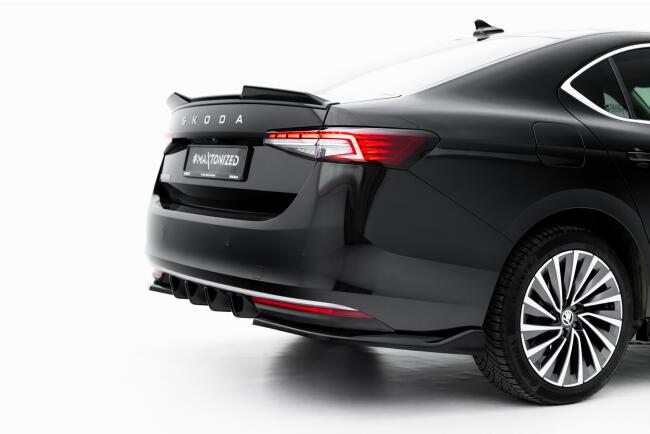 Maxton Design Heckdiffusor für Skoda Superb Mk4 Hochglanz schwarz