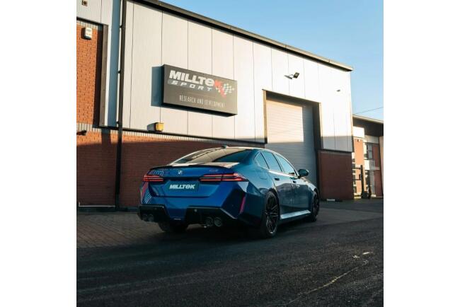 Milltek Sport Auspuffanlage für BMW M5 (G90 / G99)...