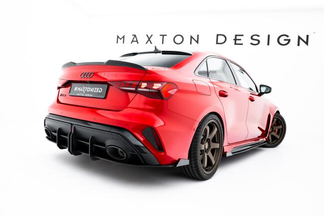 Street Pro Heckdiffusor mit Flaps für Audi RS3 Limousine 8Y Facelift Schwarz mit Hochglanz Flaps