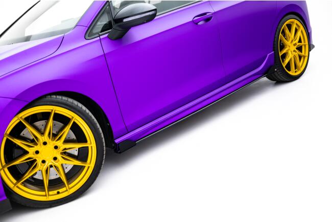 Street Pro Seitenschweller mit Flaps für VW Golf R 8...