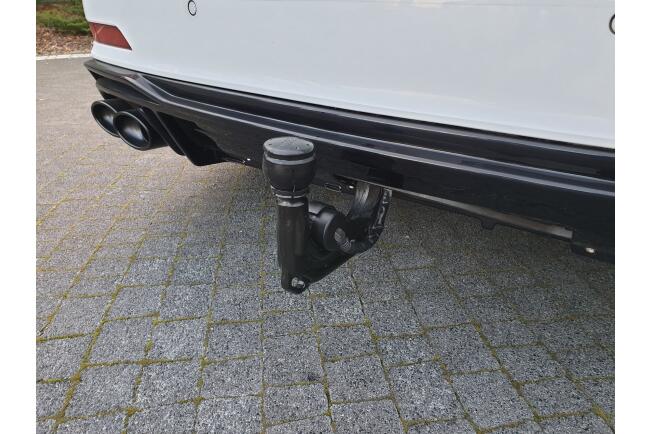 B-Ware Maxton Design Heckdiffusor mit Endrohr Attrappe Schwarz für Audi A6 S-Line C8