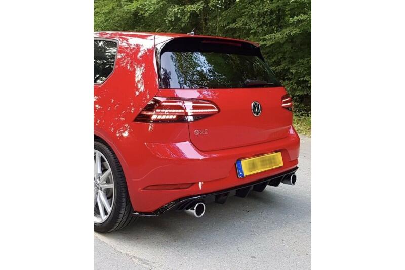 B-Ware Maxton Design Heckdiffusor GTI Look für Golf 7 Facelift (2017-2020) Hochglanz schwarz